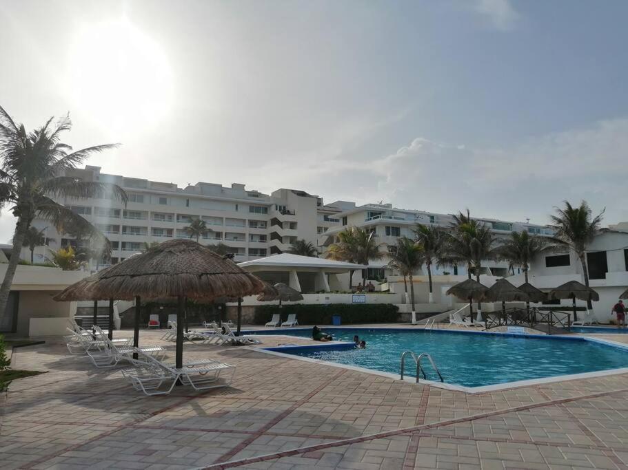Confortable Depa En Condominio Frente Al Mar! แคนคูน ภายนอก รูปภาพ